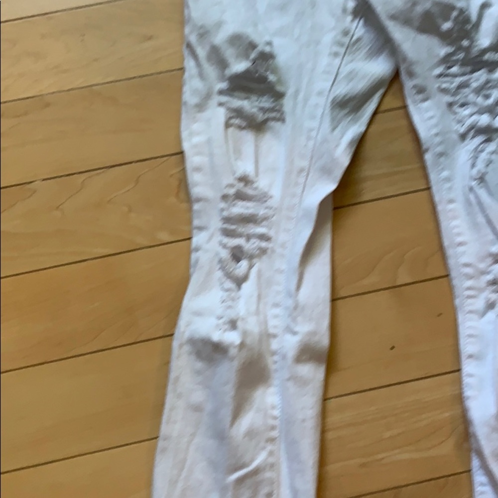 Jeans - Picture 2 of 3
